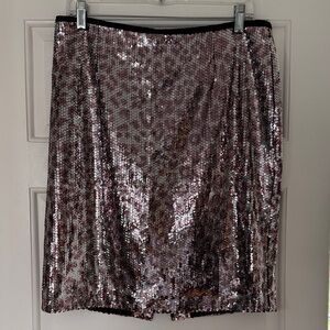 Glamorous Nanette Lapore Sequin Pencil Skirt in Sparkling Silver, Size 8